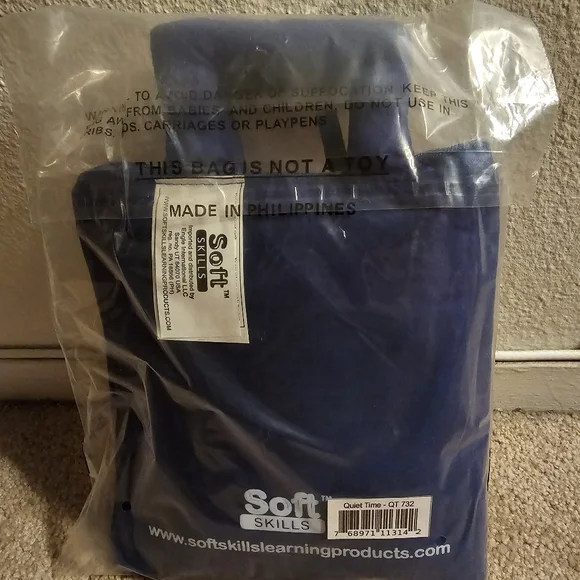 Lakeshore Blue Quiet Book for Kids - Picture 4 of 4